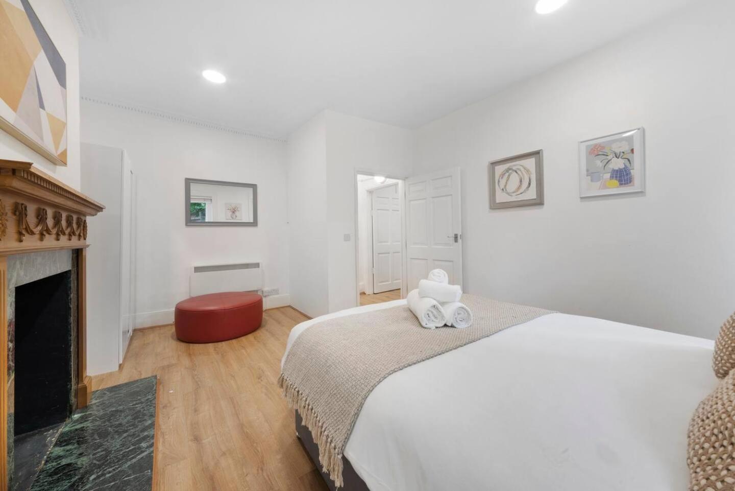 2 Bed Piccadilly Apartment 3 London Eksteriør billede