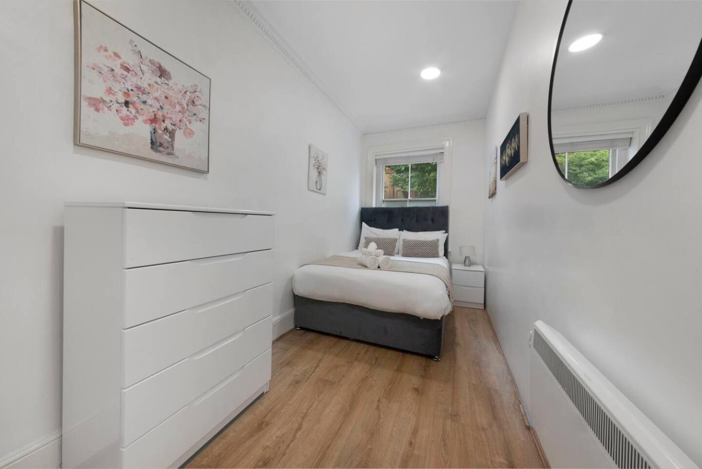 2 Bed Piccadilly Apartment 3 London Eksteriør billede