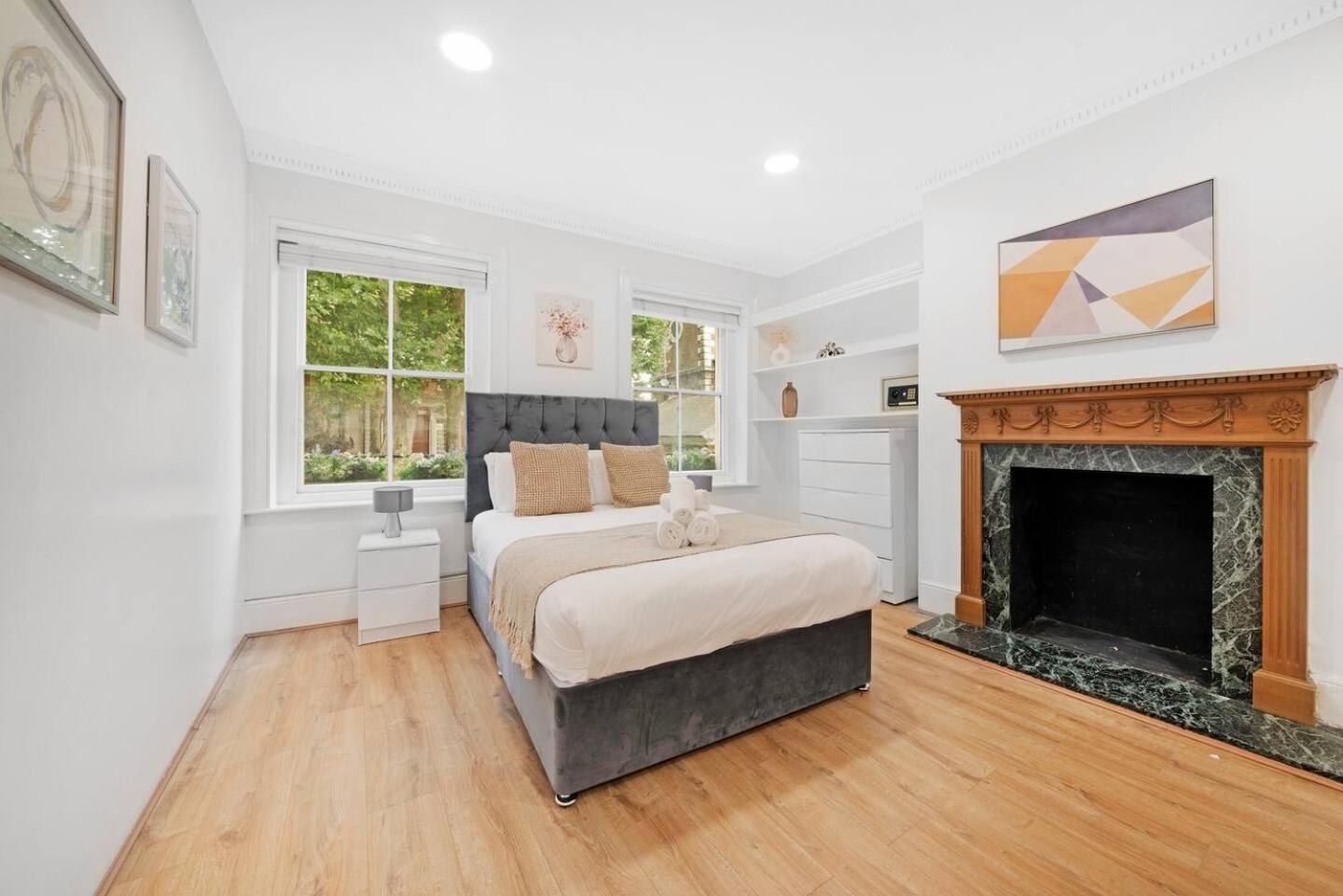 2 Bed Piccadilly Apartment 3 London Eksteriør billede